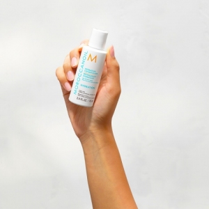 Moroccanoil Hydrating Conditioner Rehenerator za hidrataciju kose Moroccanoil Hydrating Conditioner Rehenerator za hidrataciju kose