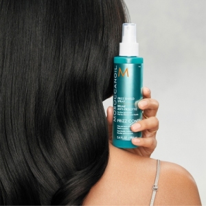 Moroccanoil Frizz Shield Spray Moroccanoil Frizz Shield Spray