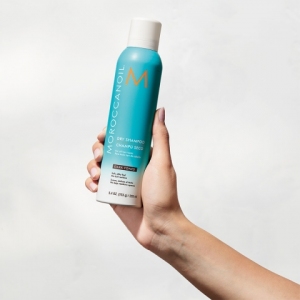 Moroccanoil suvi šampon za tamnu kosu 205ml Moroccanoil suvi šampon za tamnu kosu 205ml