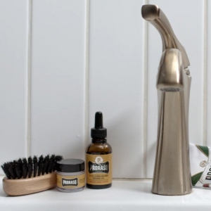 Proraso vosak za brkove wood spice 15ml (1).jpg