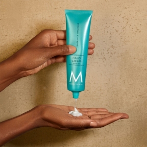Moroccanoil-holiday-color-care-set Moroccanoil-holiday-color-care-set